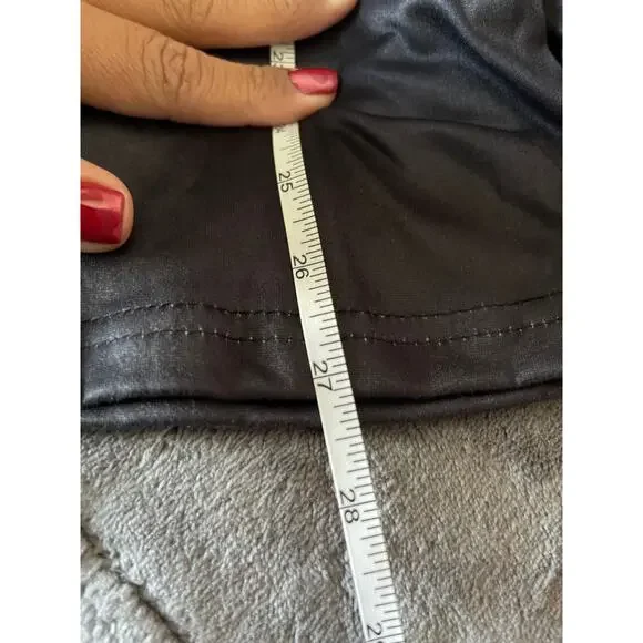 Mardi Gras Crew Neck Oversized Women’s Top NWOT L - Picture 9 of 9